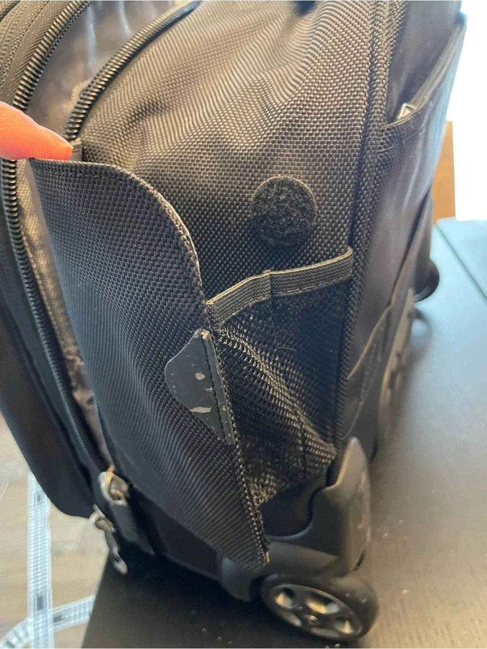Brenthaven laptop bag for laptops up to 15.6 inches